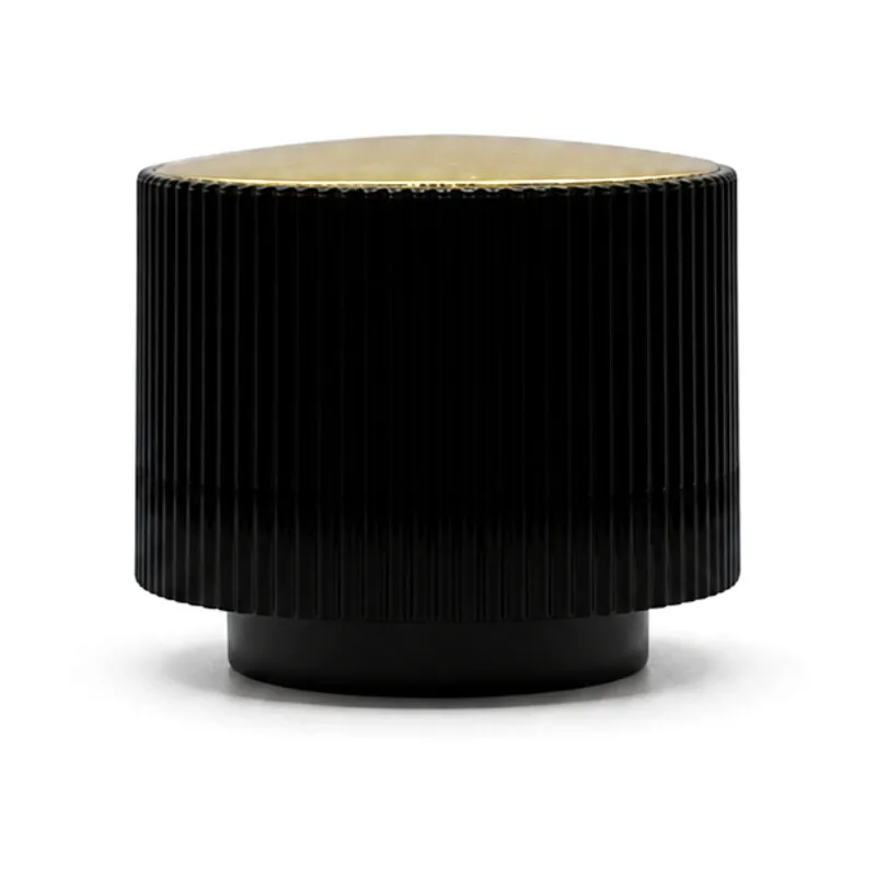 CP-39 (black cap)